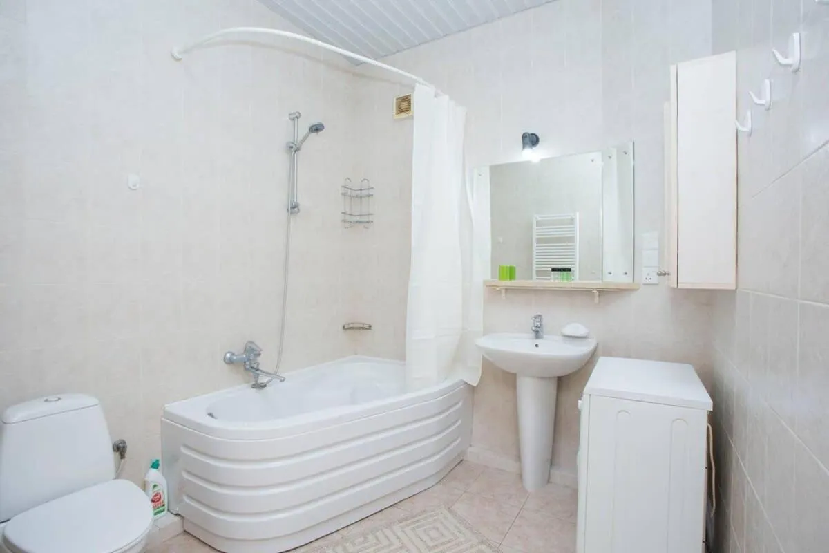 Image 2 of 1BR apartment with balcony on Mtatsminda