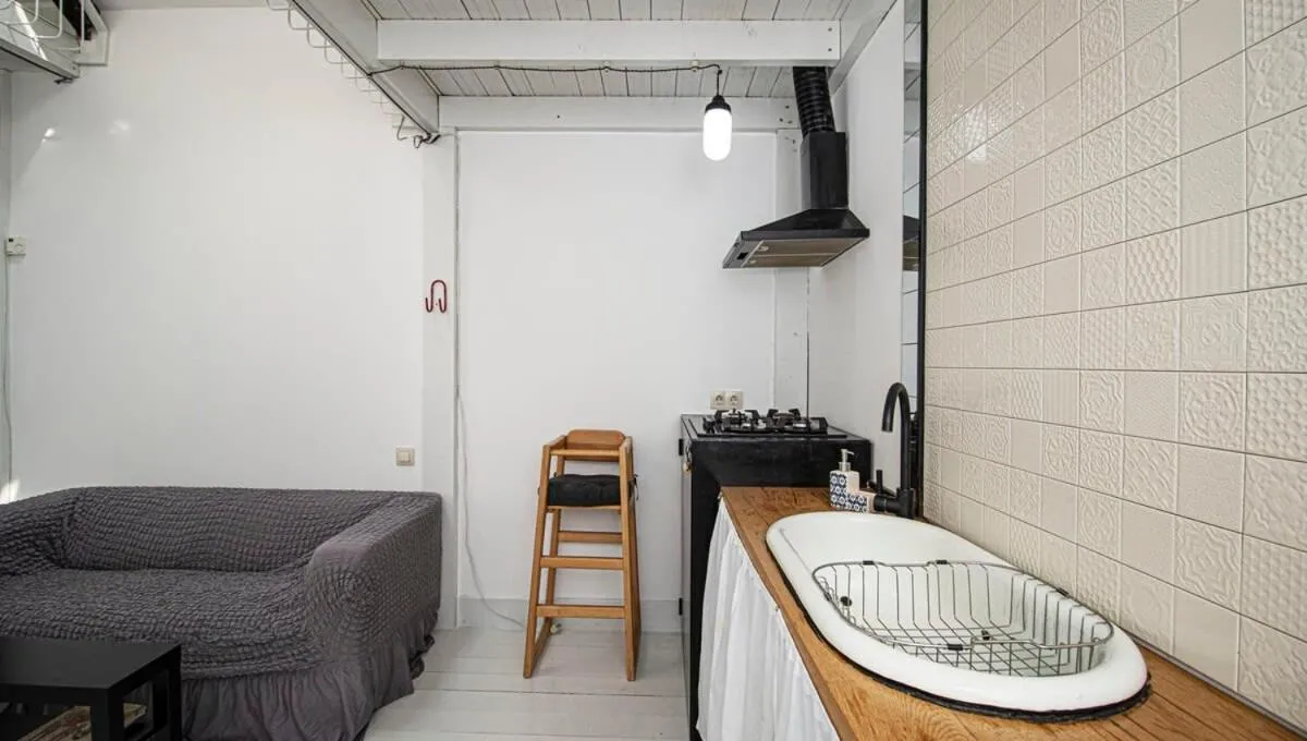 Image 2 of 2BR Mezzanine style apartment w Patio