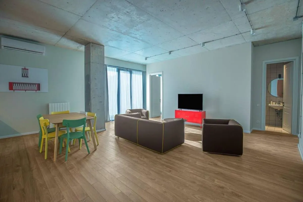 Image 4 of 2BR apartment with 2 balconies in heart of the city