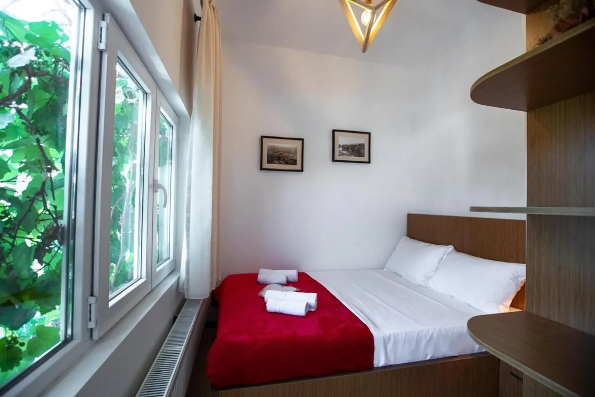 Image 1 of 2 Bedroom Apartment behind Opera House