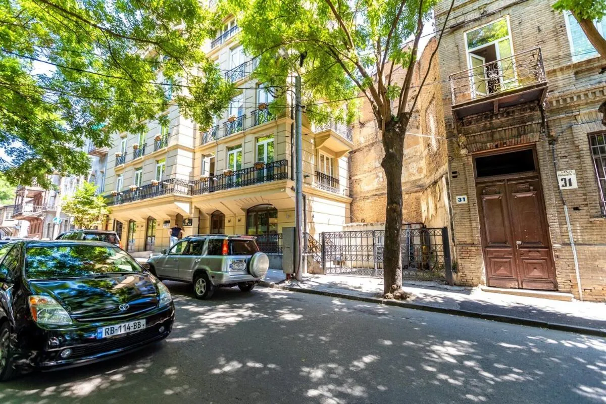 Image 5 of 2 Bedroom Apartment behind Opera House