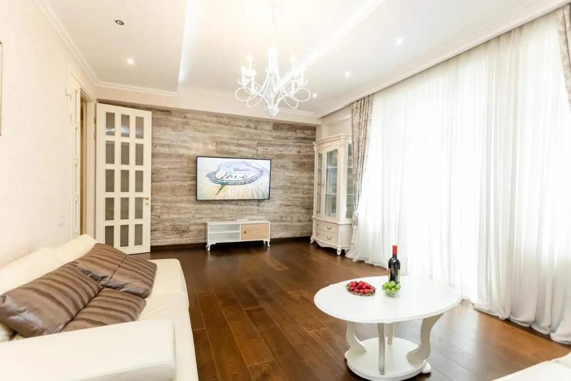 Image of 3BD-2BTH apartment in Tbilisi city center