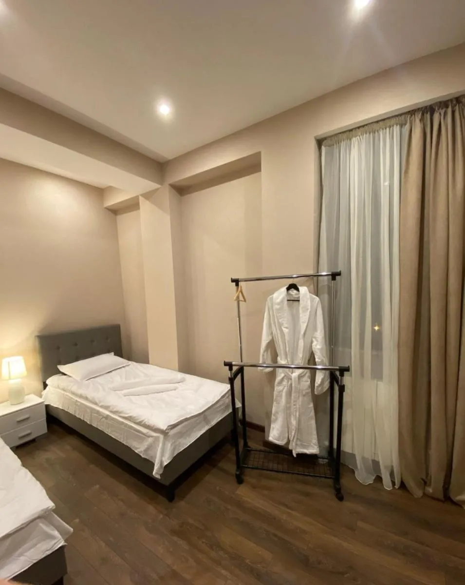 Image 5 of APARTMENT SIXTEEN