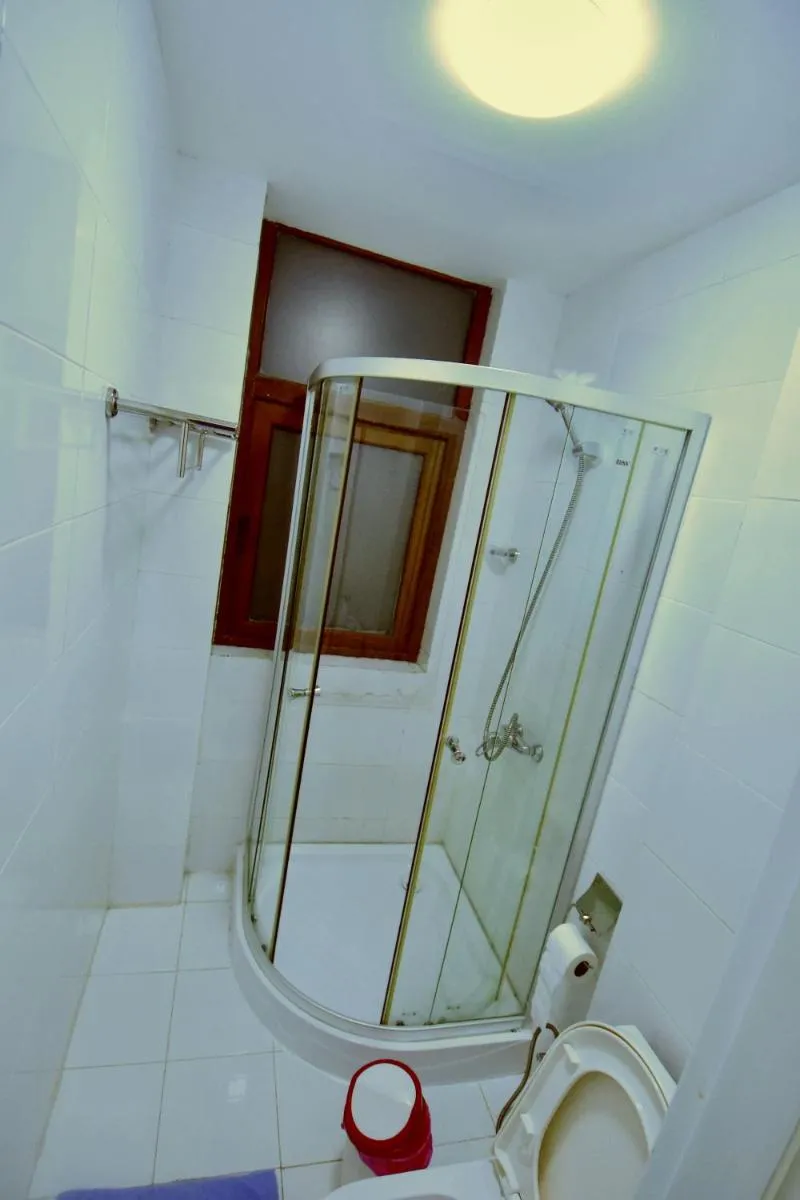 Image 3 of Aden Apartments