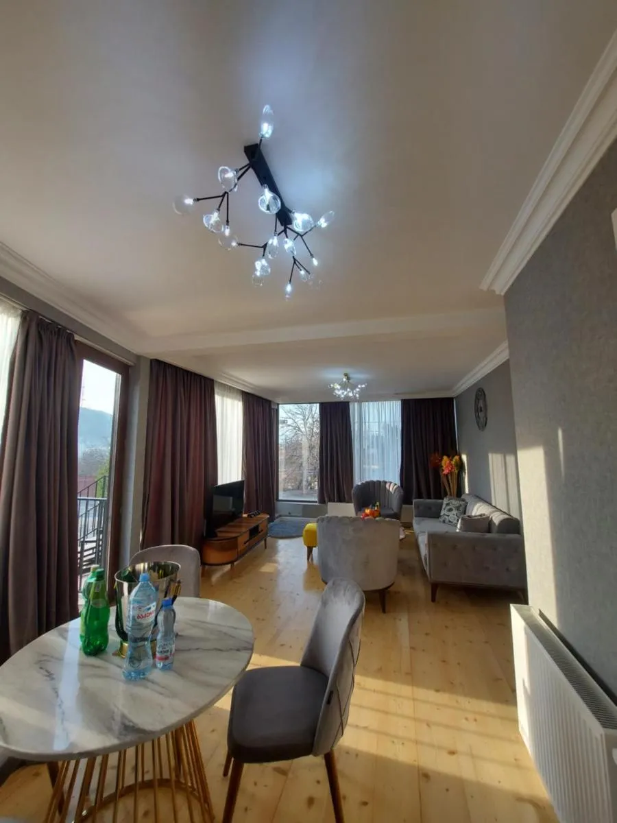 Image 3 of Apartment Elle2