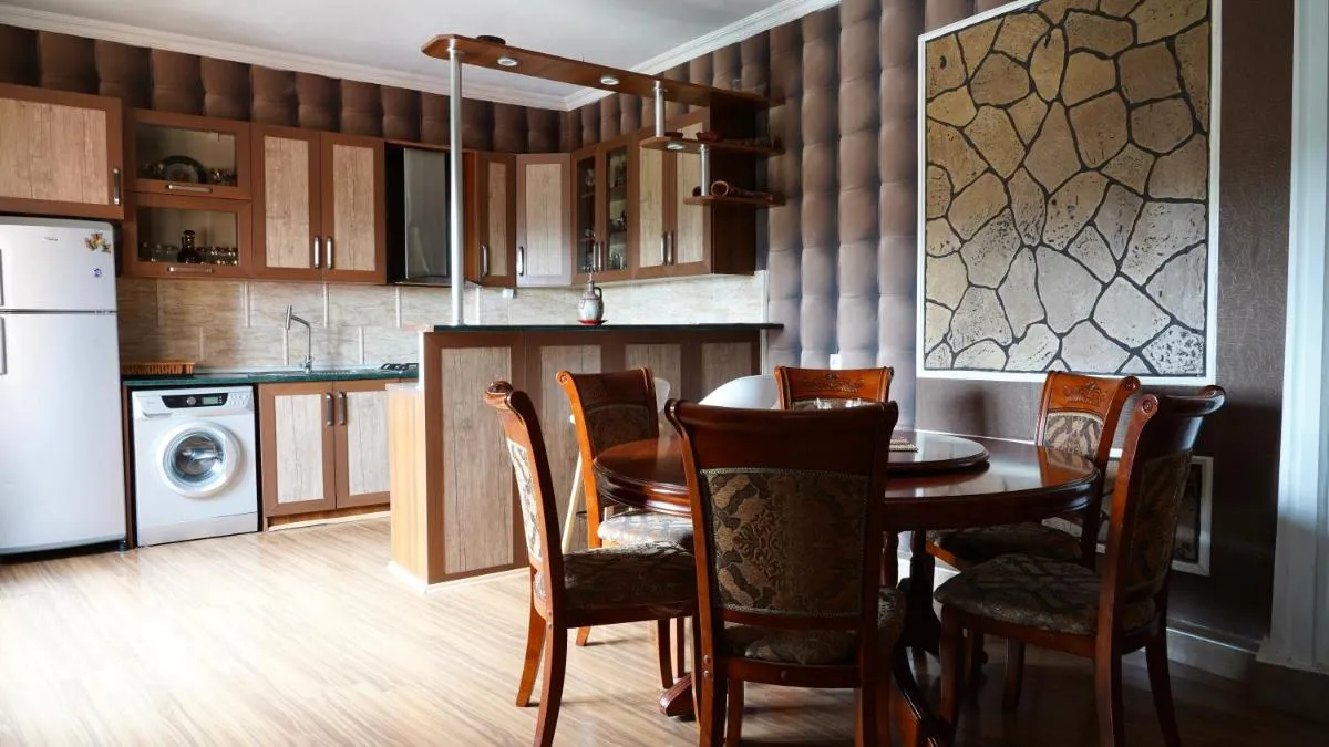 Image 3 of Apartment Shafi 8