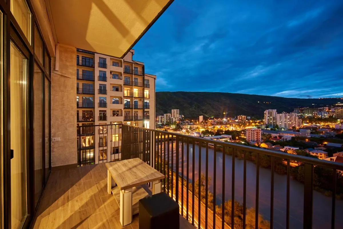 Image 5 of Apartment by the river