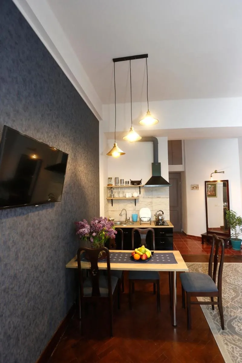 Image 4 of Apartments on Nikoladze 5