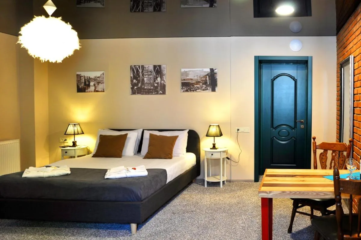 Image 1 of Art Hotel Claude Monet