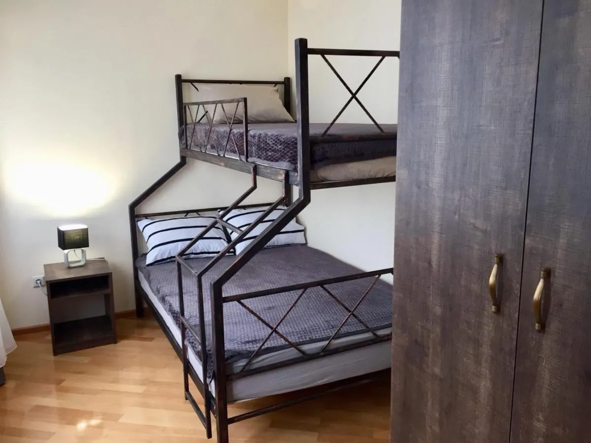 Image 6 of Asterias Apartment