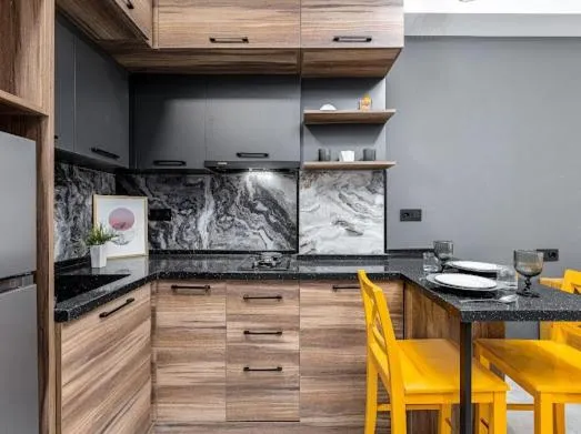 Image 3 of Avilion Apartments M 10 1