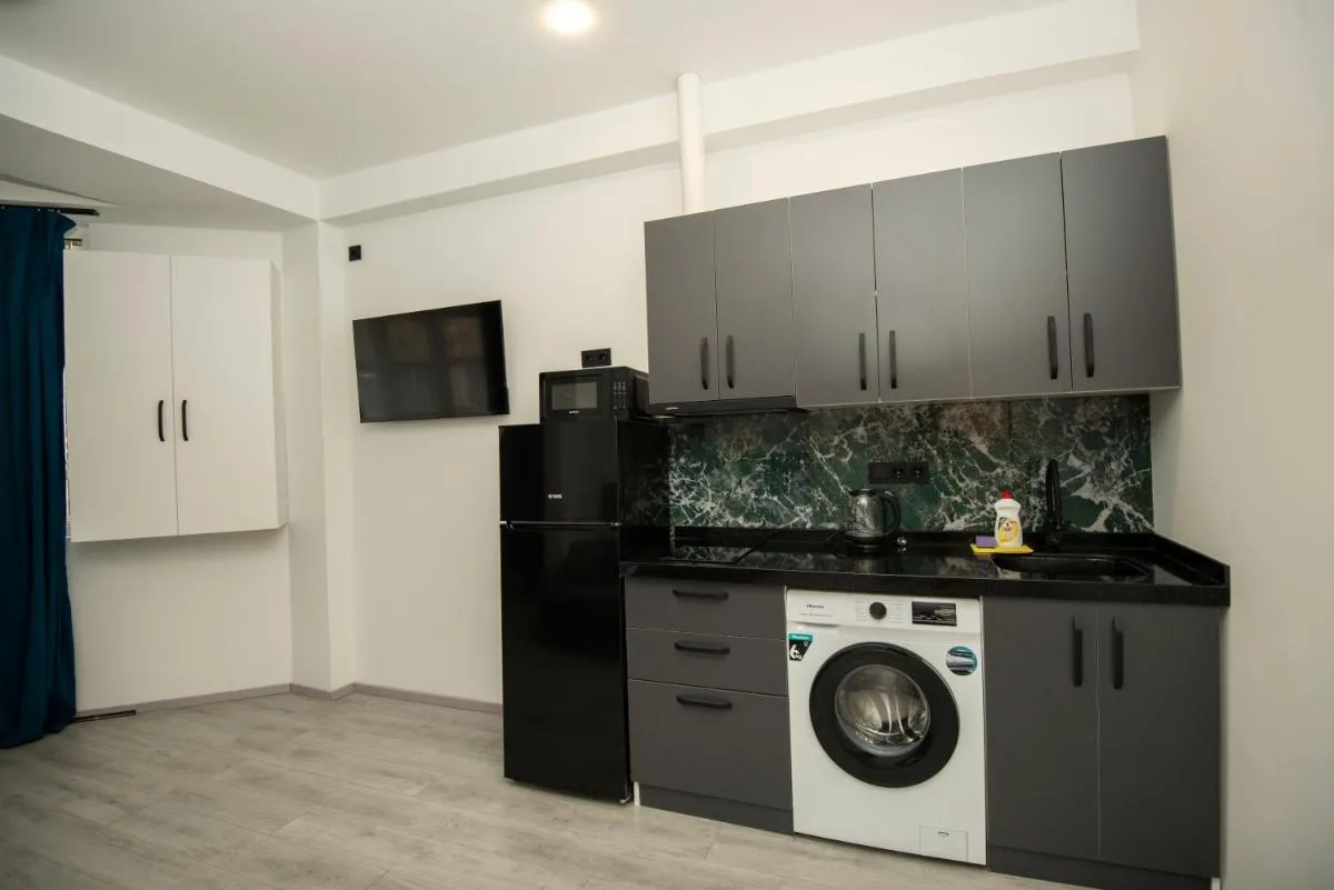 Image 2 of Avilion Apartments Tash 10 2