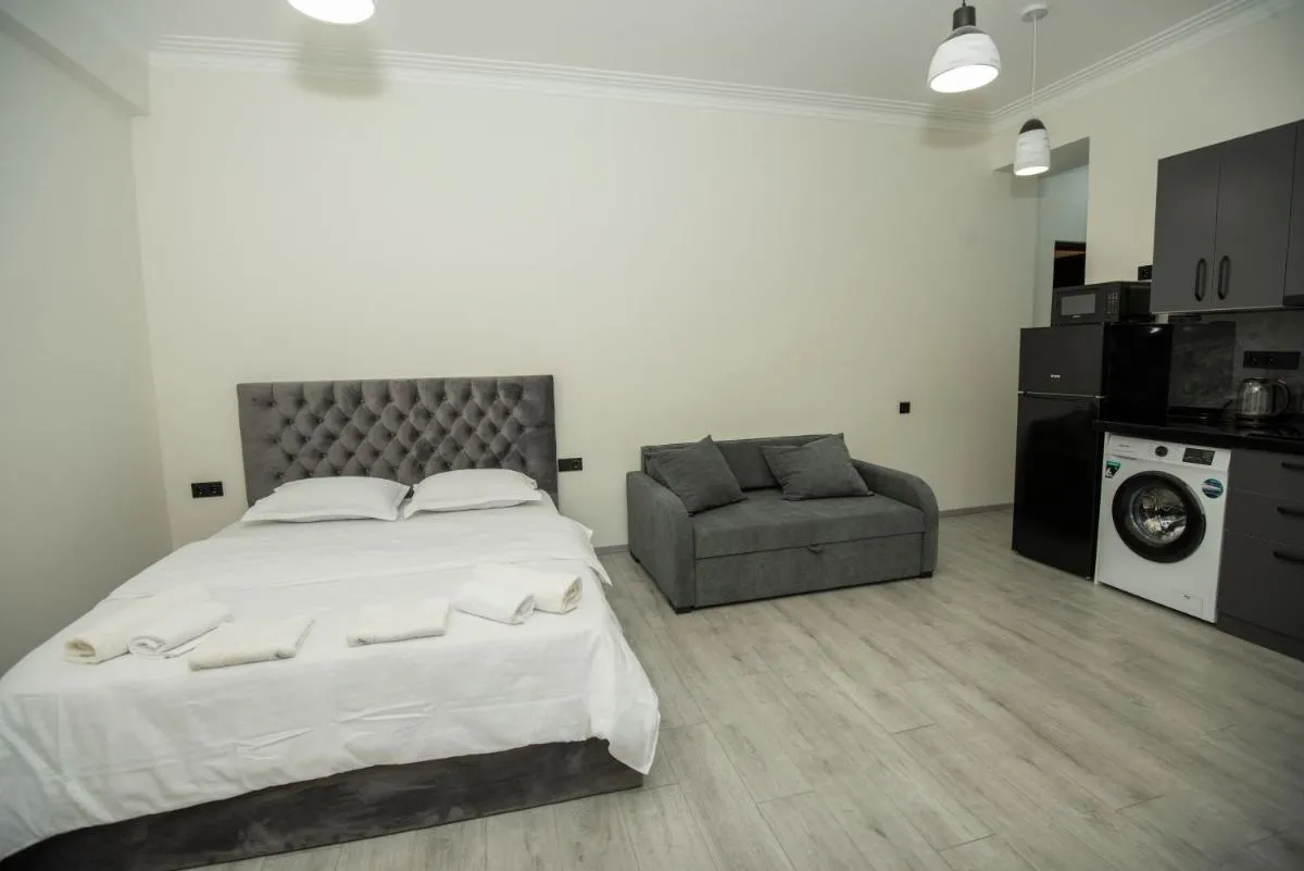 Image 3 of Avilion Apartments Tash 10 3