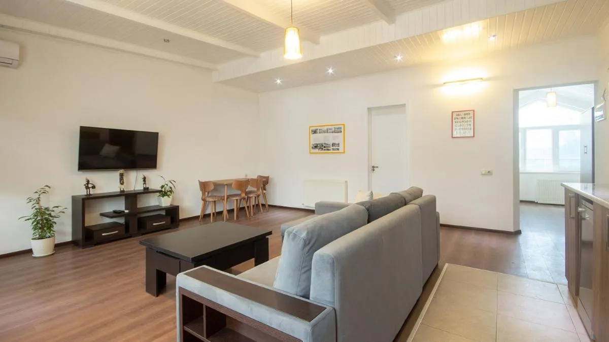 Image of Big Terrace apartment on Liberty Square