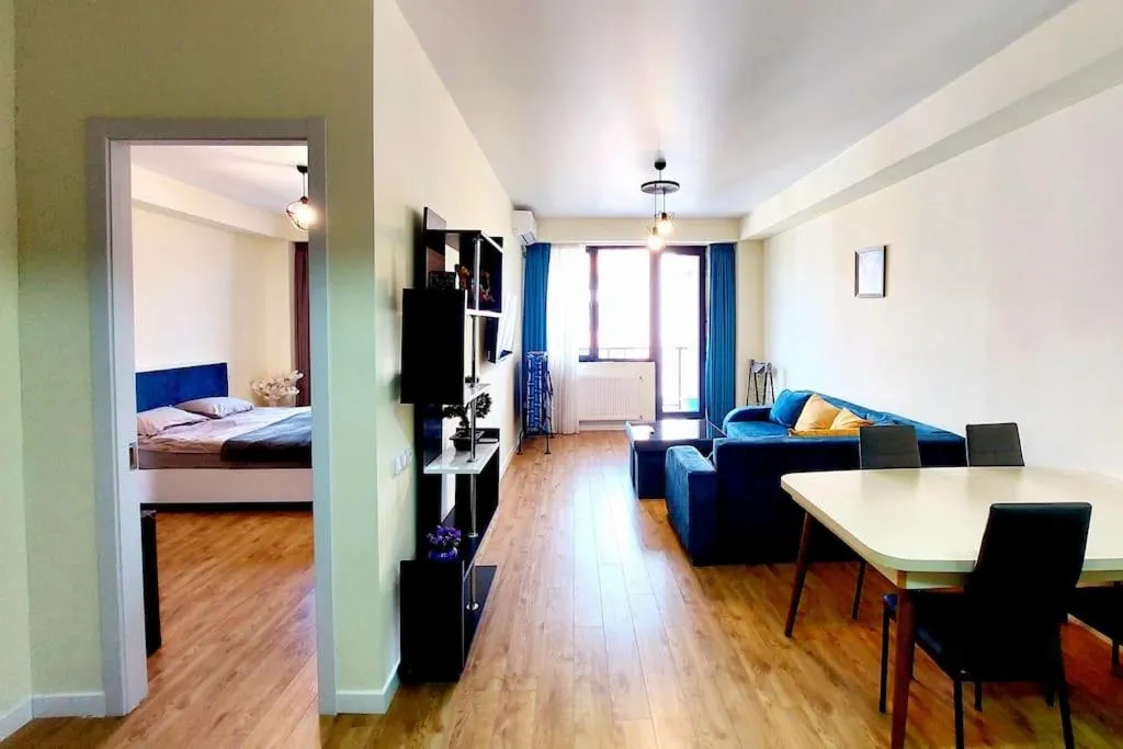 Image 1 of Brand new 1 BR apartment in Ortachala, Old City