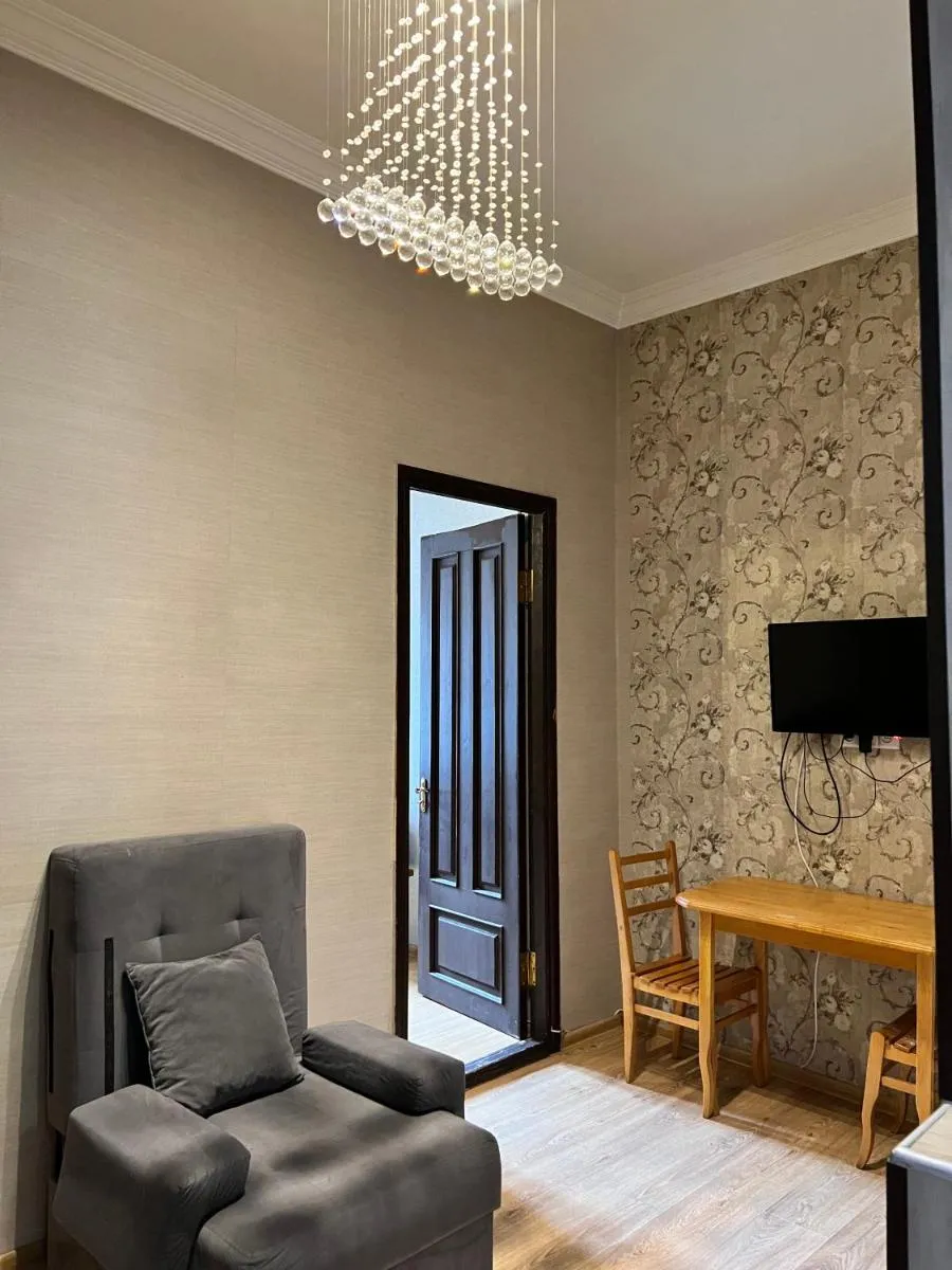 Image 6 of COMFY Apartment