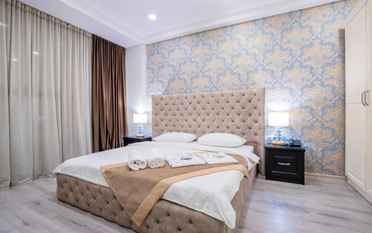 Image 3 of Capitol Hotel By umbrella