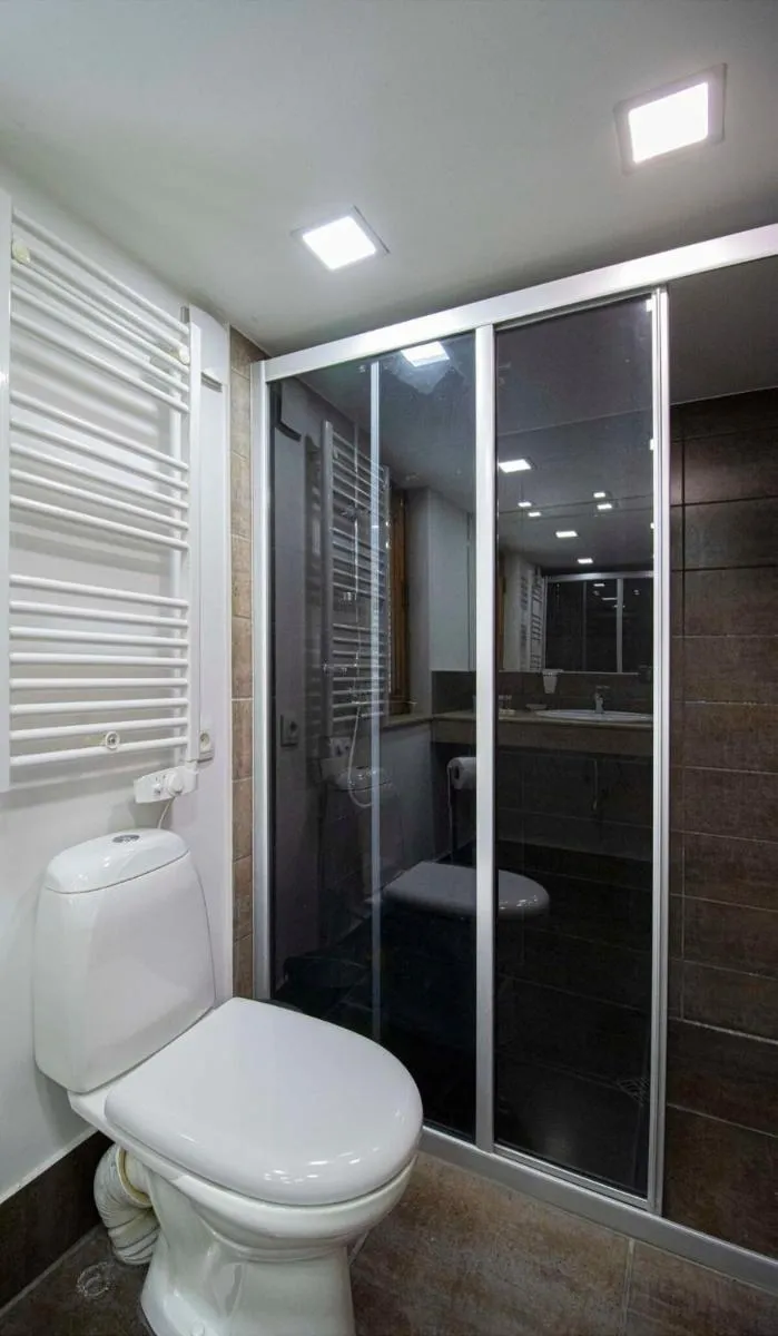 Image 3 of Central 4BR Apt for Groups & Families – By Wehost