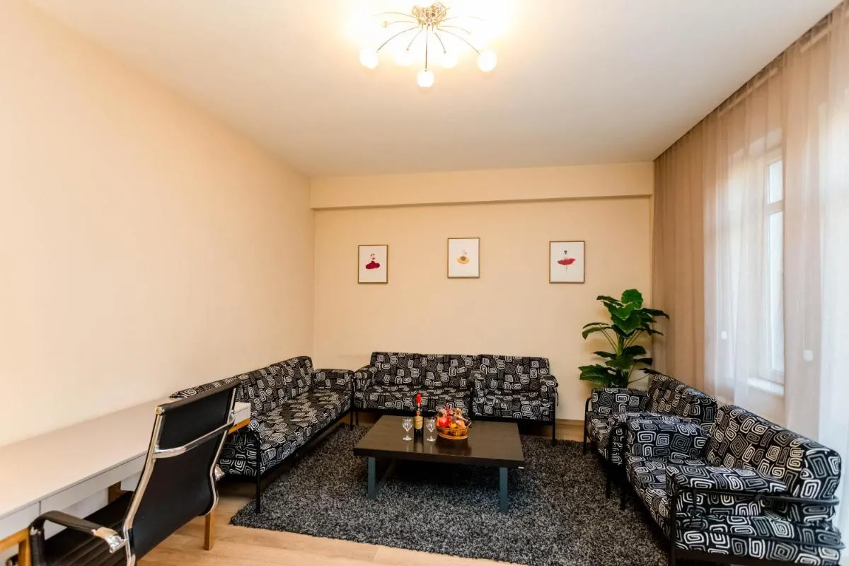 Image 2 of Central Comfort Place