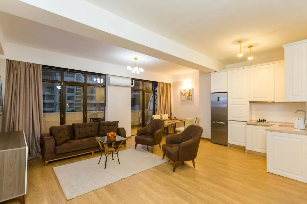 Image 2 of Central Comfort Place lll