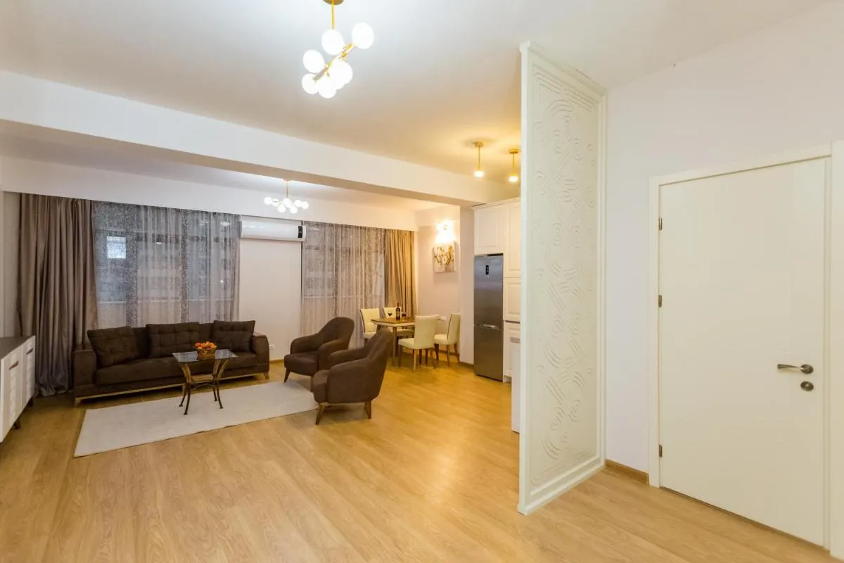 Image 6 of Central Comfort Place lll