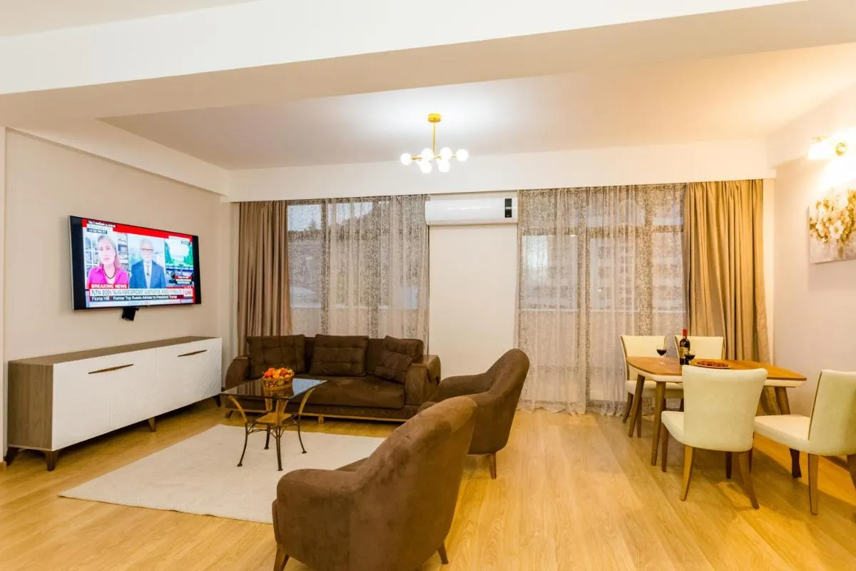 Image 3 of Central Comfort Place lll