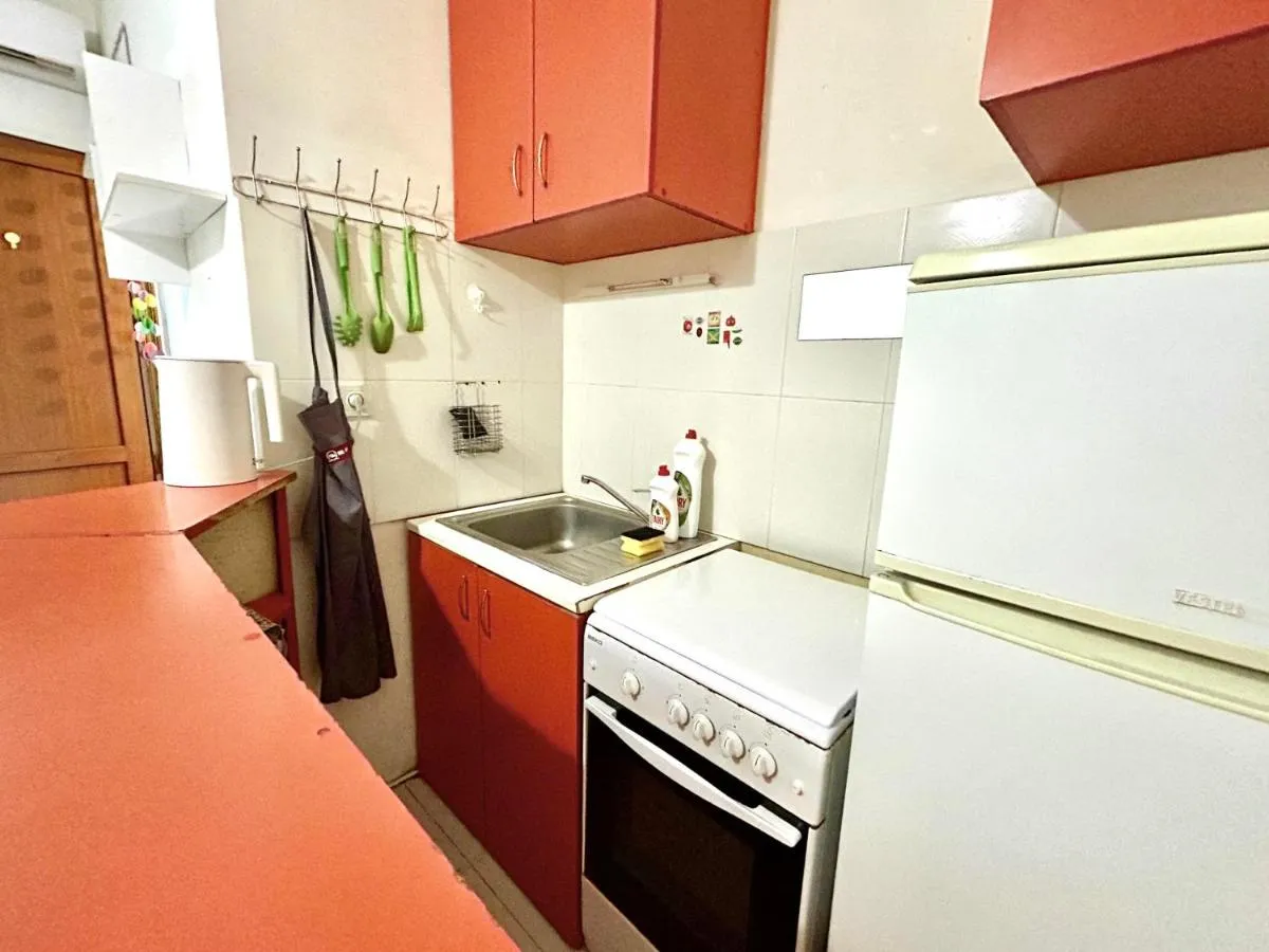 Image 3 of Cheap and Cozy Vake