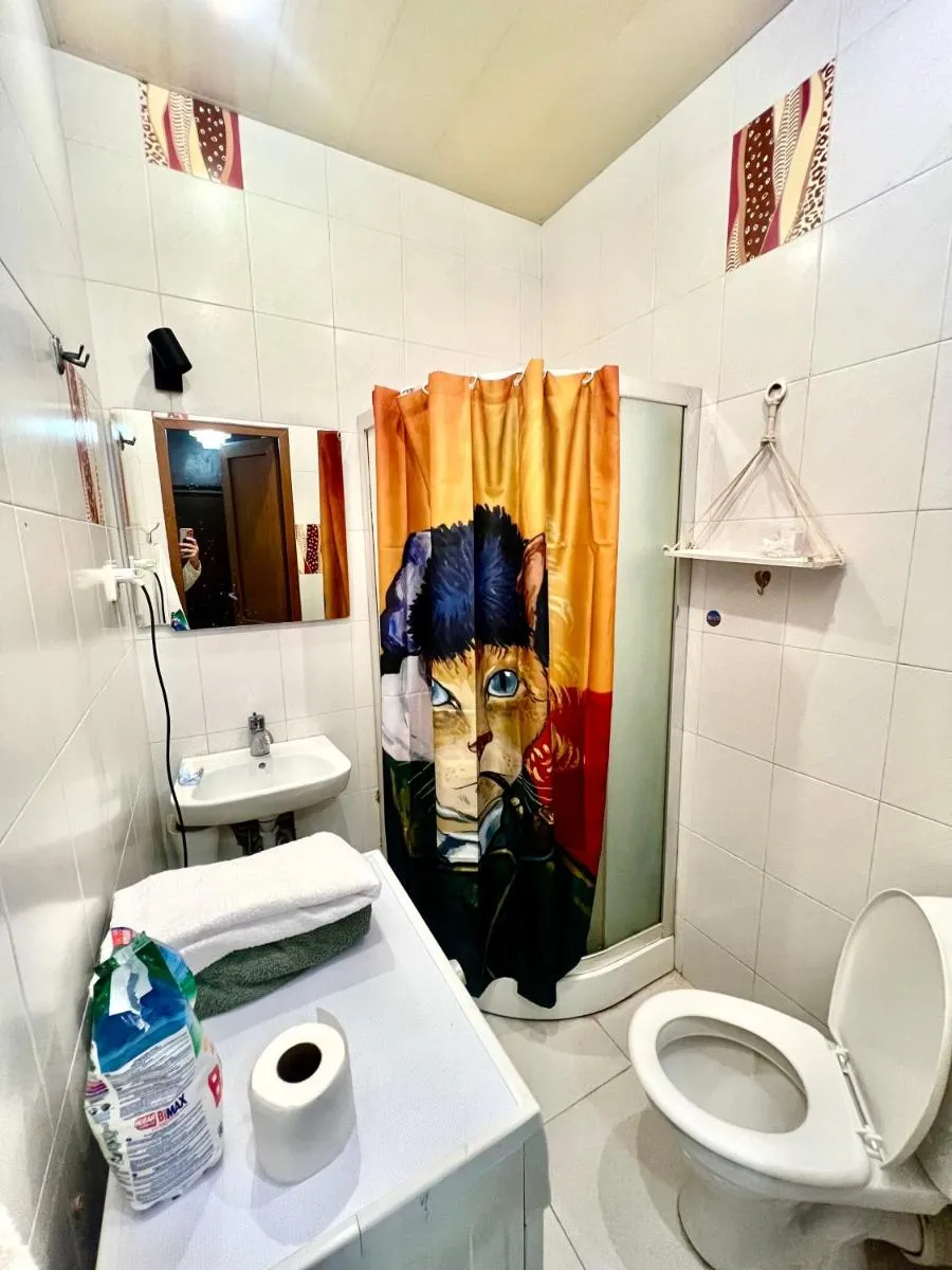 Image 4 of Cheap and Cozy Vake