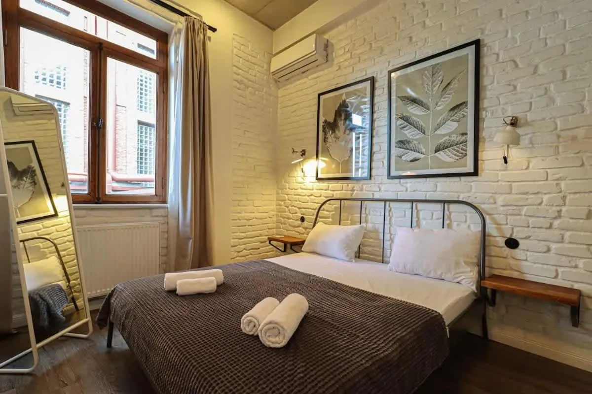 Image 1 of Chic Abanotubani Apt – By Wehost