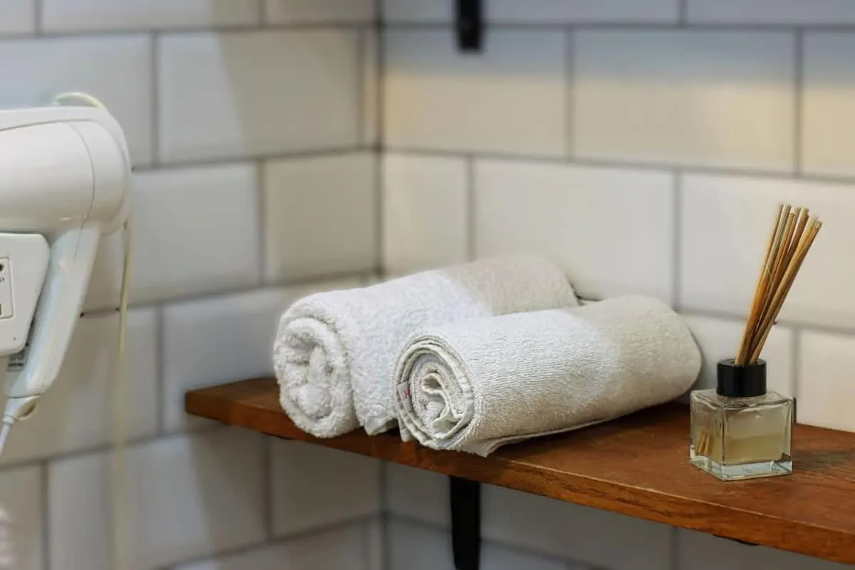 Image 2 of Chic Abanotubani Apt – By Wehost