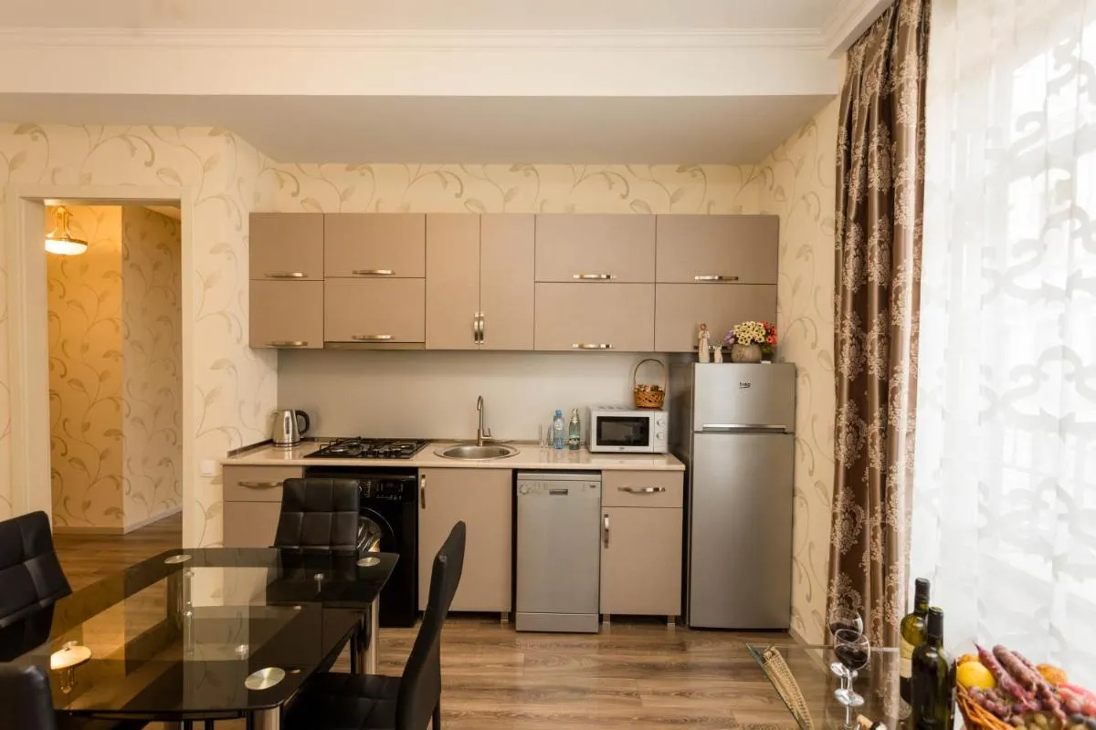 Image 3 of City Center Luxe Apartment