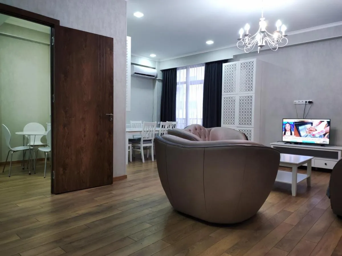 Image 3 of City Luxury Apartment ll
