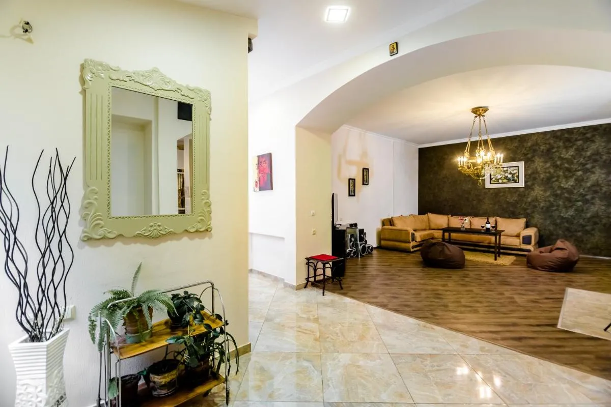 Image 1 of Comfortable House on Marjanishvili
