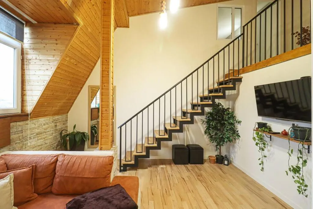 Image 4 of Cosy Central 2-BR Apartment-By Wehost