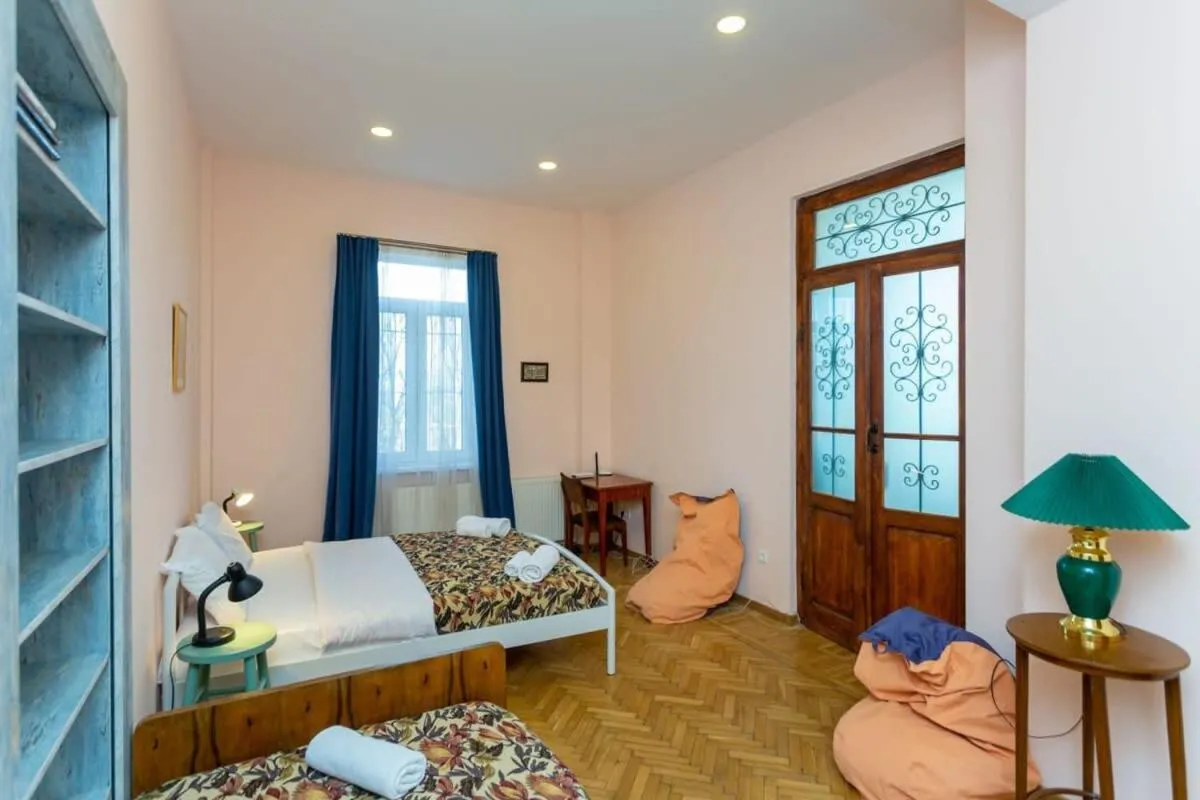 Image 6 of Cozy 1BR apartment with stunning views