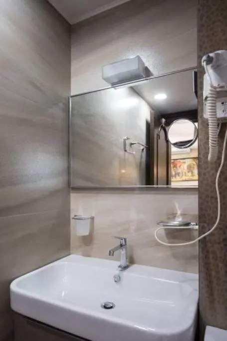 Image 3 of Cozy 3Rooms apartment Avlabar Top
