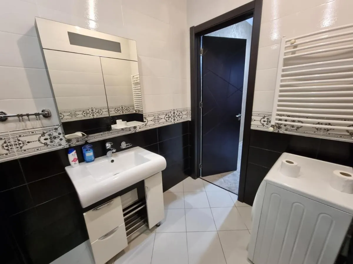 Image 5 of Cozy Apartment I