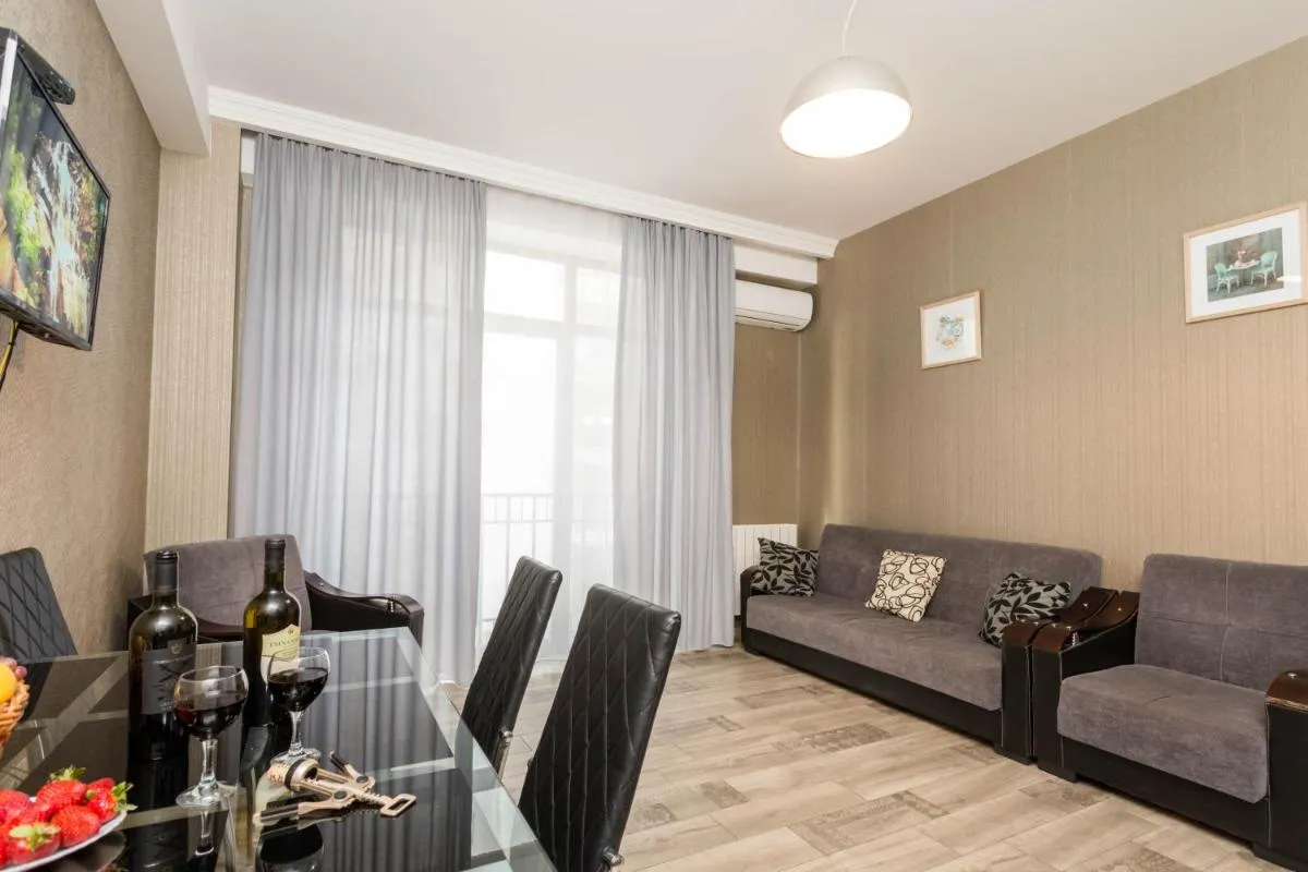Image 2 of Cozy Apartment In The City Center