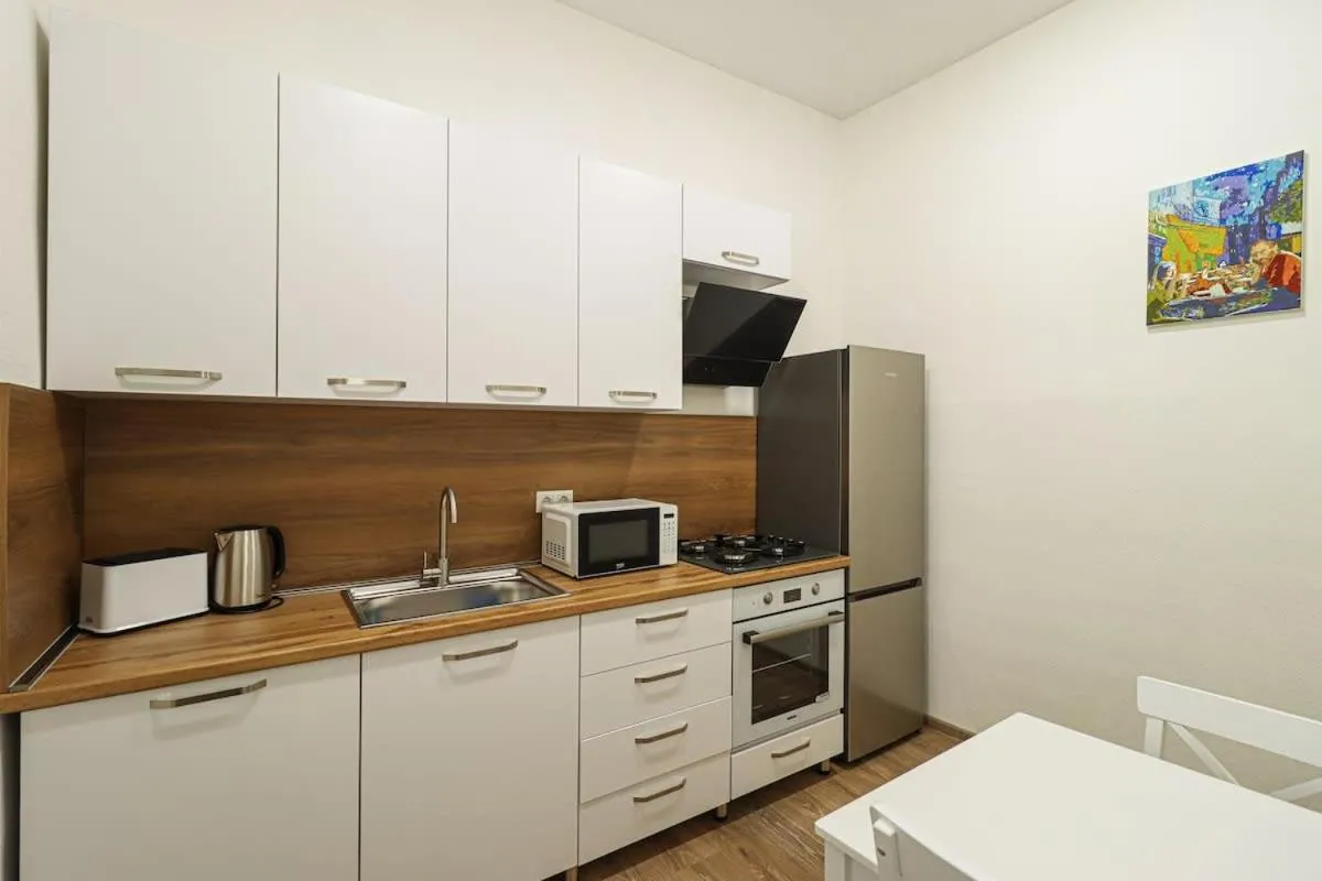 Image 2 of Cozy Central Apartment By Wehost