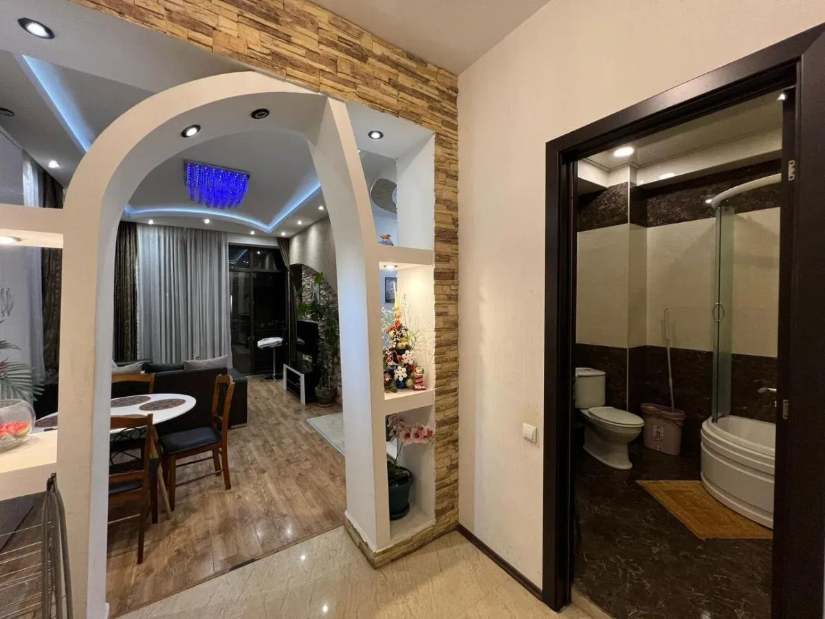 Image 1 of Cozy apartment in the city center Mtatsminda