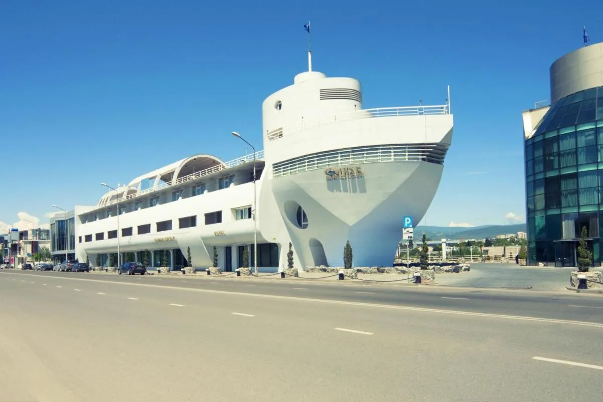 Image 6 of Cruise Hotel