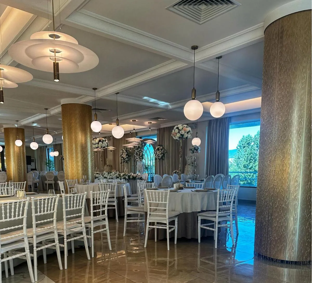 Image 4 of Cruise Hotel