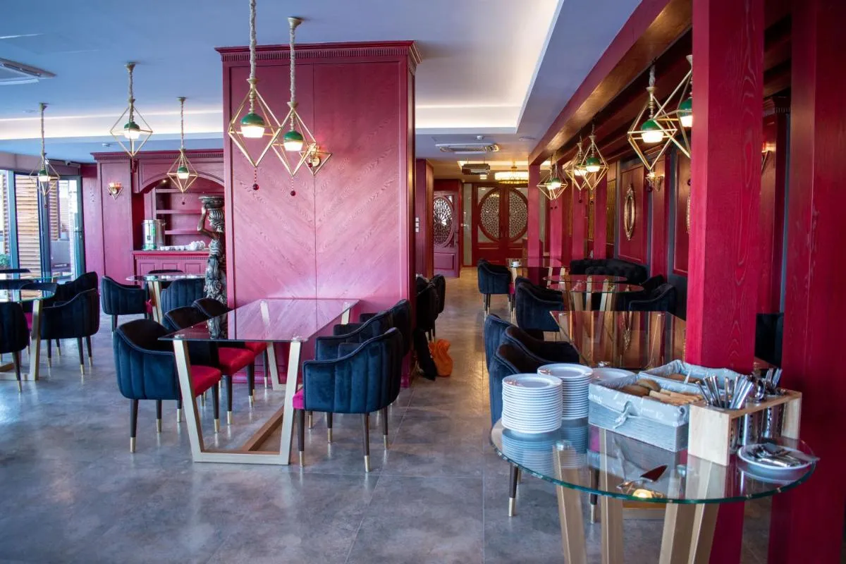 Image 3 of Denis hotel