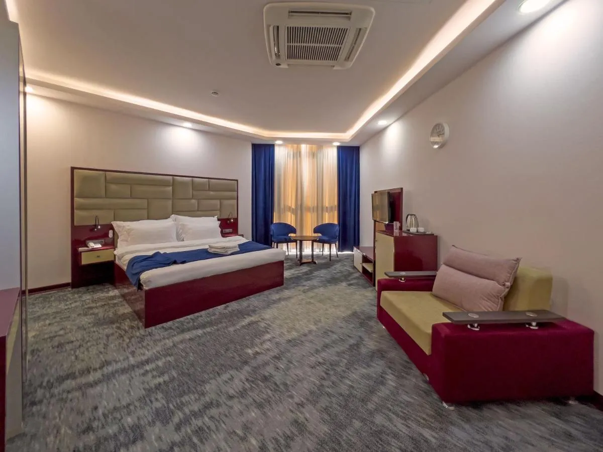 Image 6 of Denis hotel
