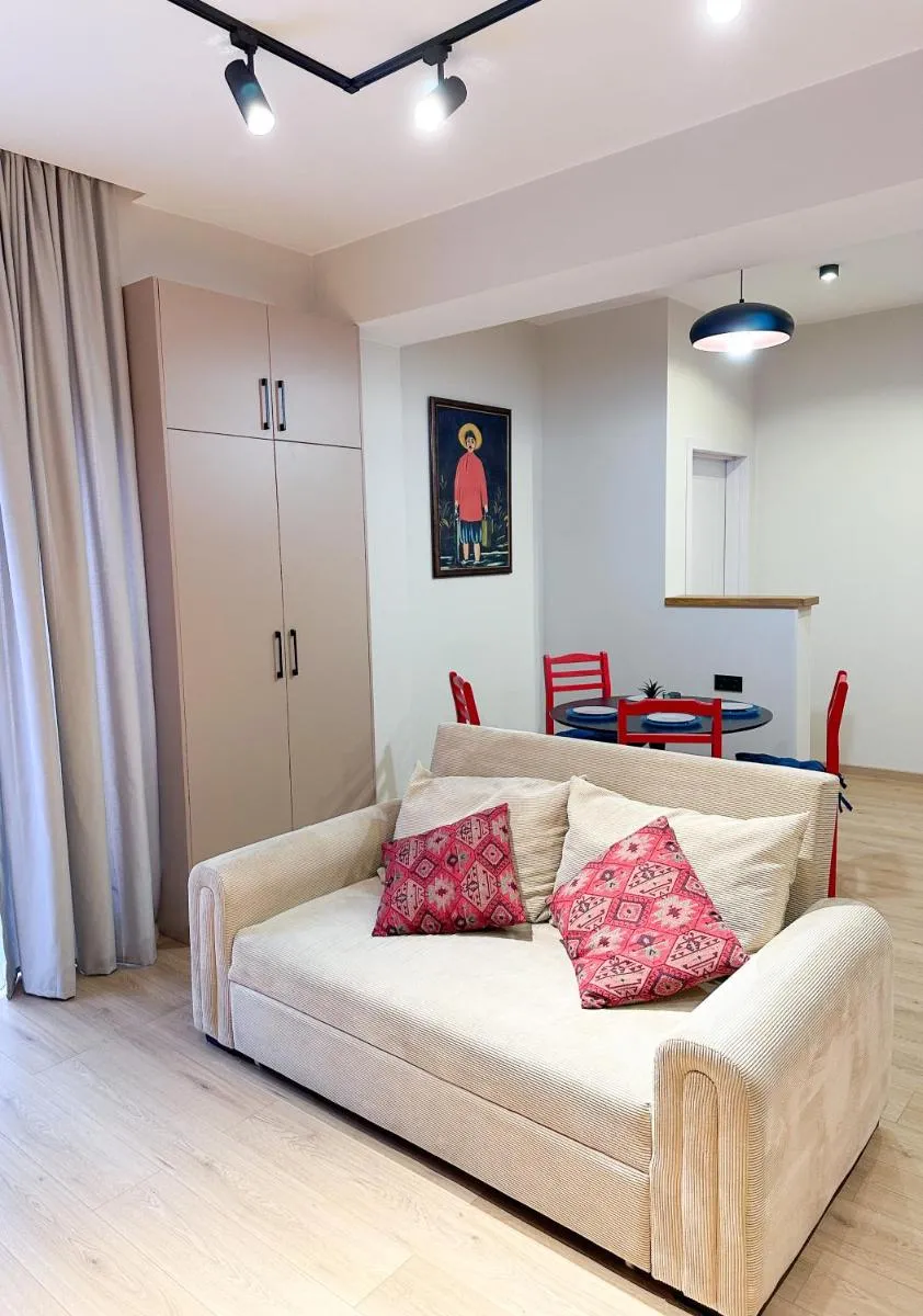Image 4 of Dias Apartment with work space