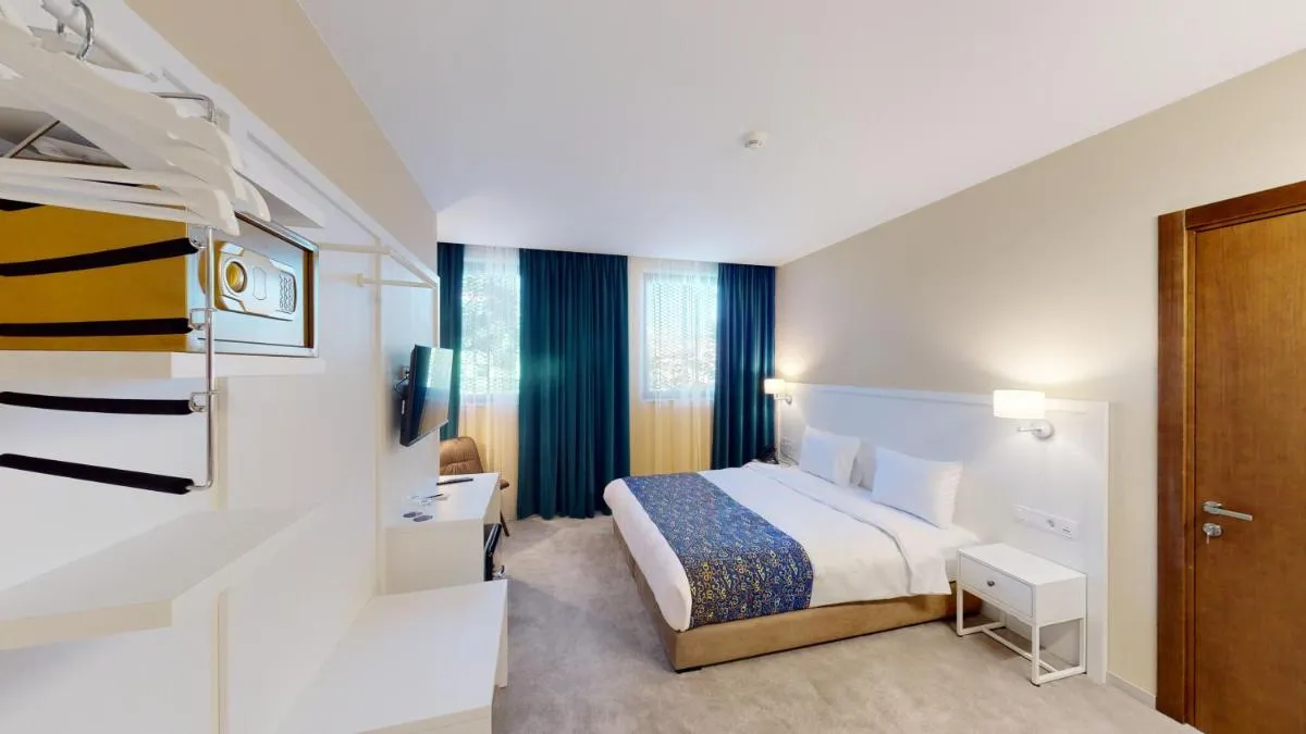 Image 3 of EPIGRAPH Design Hotel