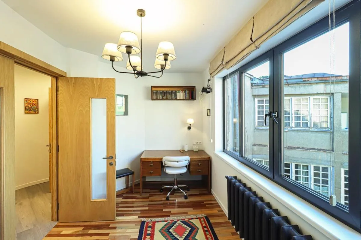 Image 6 of Elegant 2BR in Old Tbilisi – By Wehost