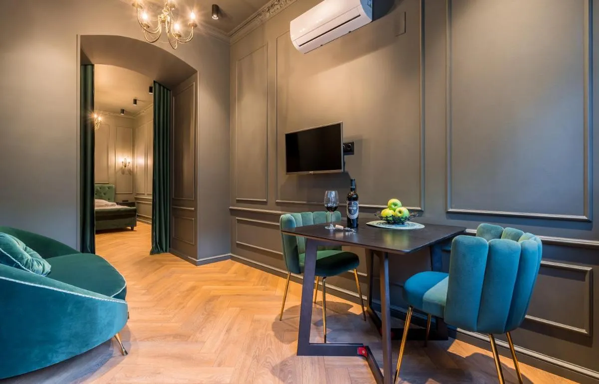 Image 4 of Emerald deluxe apartment – City Center