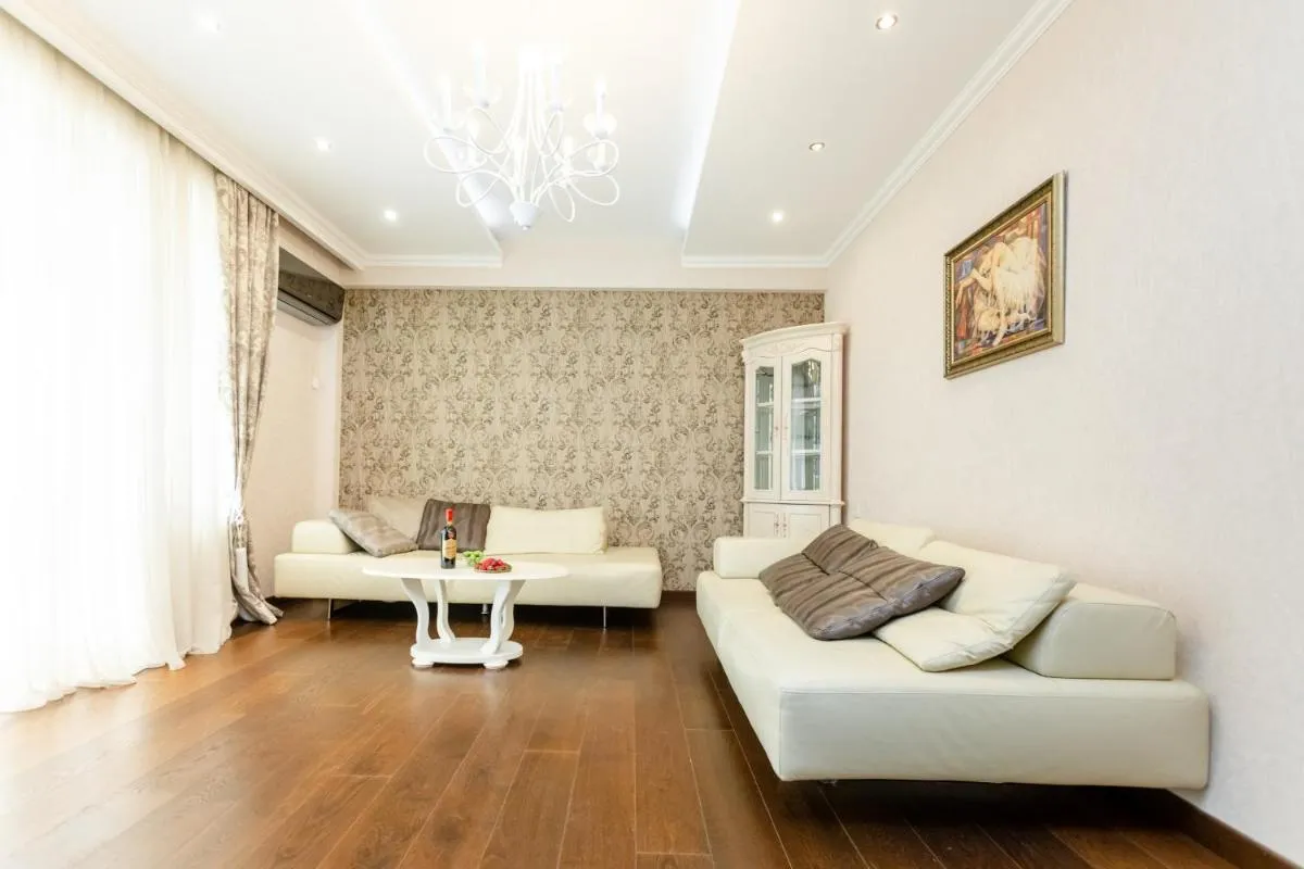 Image 3 of Fabulous Apartment on Rustaveli Avenue