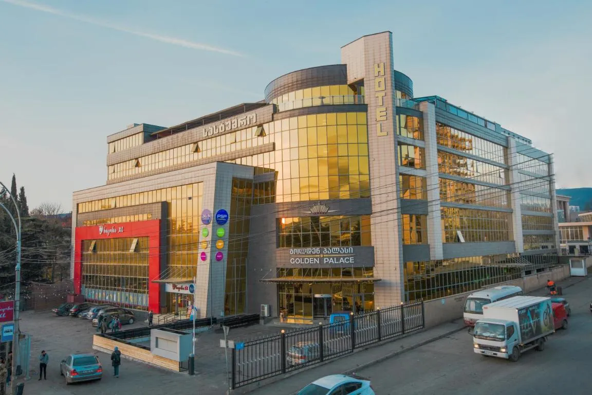 Image of Golden Palace Hotel